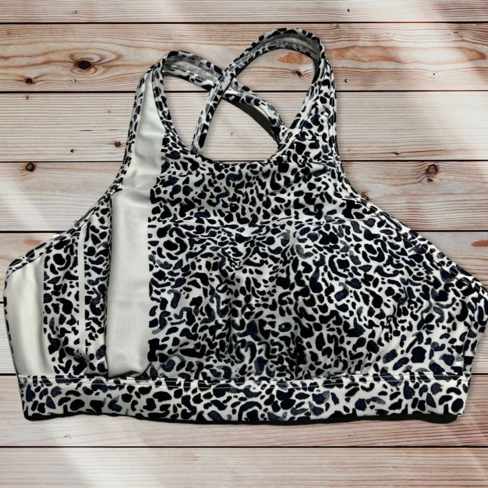 Athleta Bikini Top Size 32 B/C White